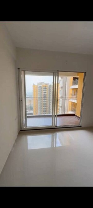 Room in 2 BHK Apartment at Shapoorji Pallonji Joyville Hinjewadi, Hinjewadi – for Rent