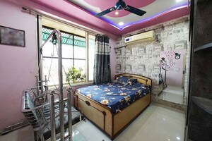 Bedroom in 2 BHK Apartment at Isanpur – for Sale