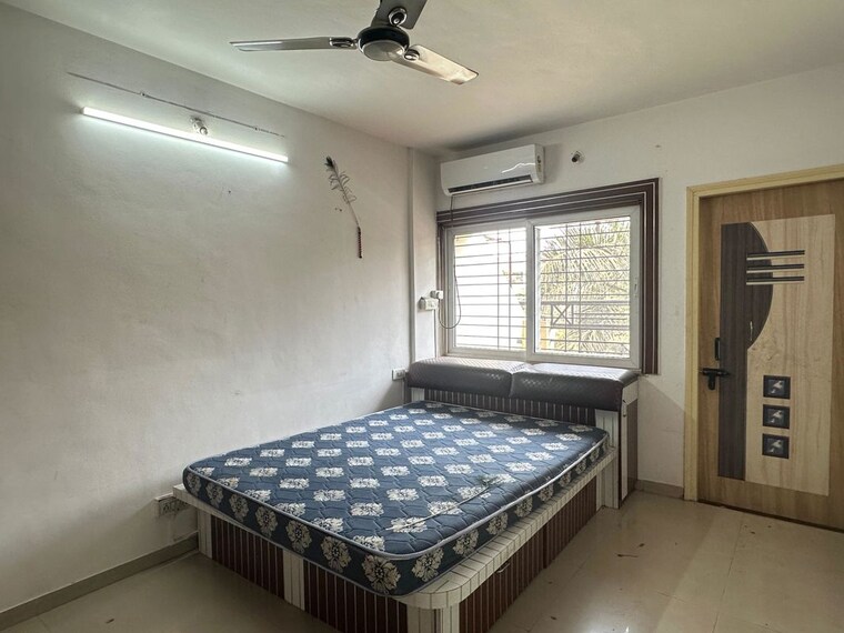 Bedroom, tyagi-uttam-plaza 1 Bedroom 650 Sq.Ft. Apartment In Kharadi Pune 10508302
