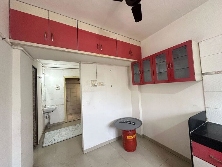 Kitchen, tyagi-uttam-plaza 1 Bedroom 650 Sq.Ft. Apartment In Kharadi Pune 10508302