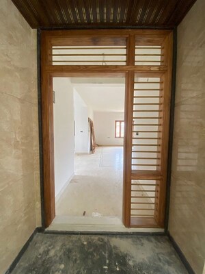 Room in 3 BHK Apartment at Jp Nagar Phase 9 – for Sale