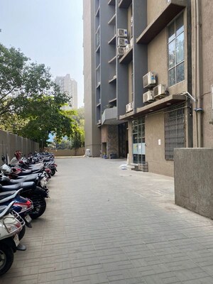 Parking in 2 BHK Apartment at Acme 36 Allure, Goregaon West – for Rent