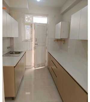 Building Lobby in 3 BHK Builder Floor at TDI The Grand Retreat, Sector 88 – for Rent