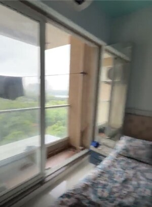 Room in 2 BHK Apartment at Balaji Delta Central, Kharghar – for Rent