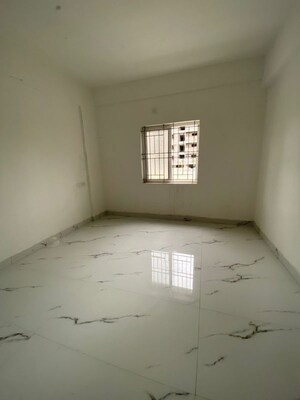 Room in 2 BHK Apartment at Serene Homes, Kothnur – for Sale