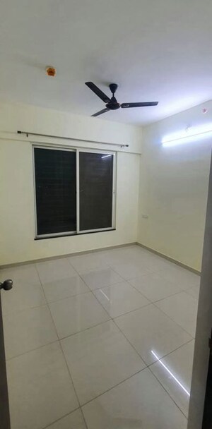Room in 2 BHK Apartment at Kolte Patil Life Republic R 10, Hinjewadi – for Rent