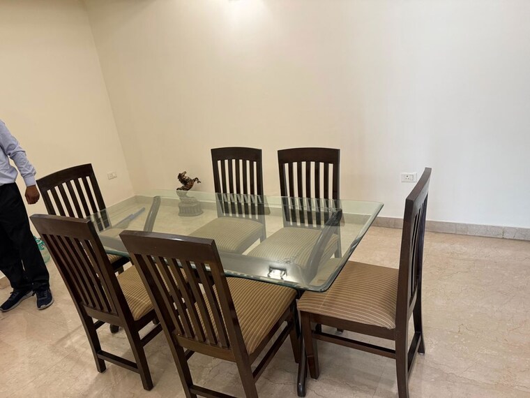 Team Area, sahara-grace-gurgaon 4 Bedroom 3800 Sq.Ft. Apartment In Sector 28 Gurgaon 10508327