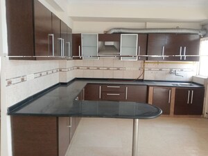 Kitchen in 3 BHK Apartment at Parsvnath Green Ville, Sector 48 – for Rent