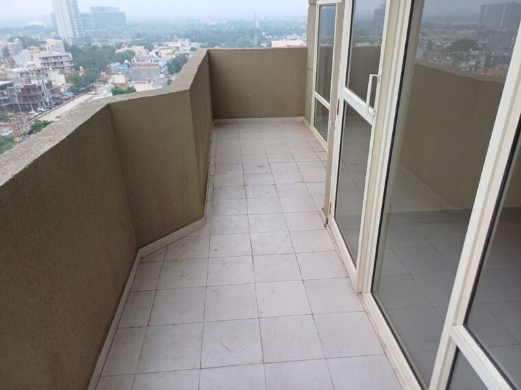 Balcony, pyramid-midtown 2 Bedroom 598 Sq.Ft. Apartment In Sector 59 Gurgaon 10508160