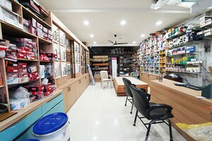Team Area in  Shop at Vavol – for Sale