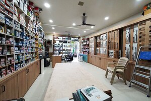 Team Area in  Shop at Vavol – for Sale