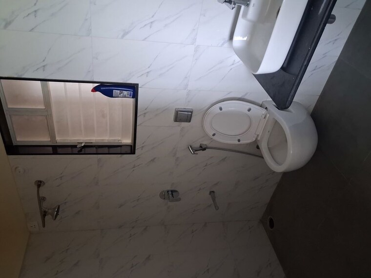 Bathroom, nyati-era 2 Bedroom 1070 Sq.Ft. Apartment In Dhanori Pune 10508370