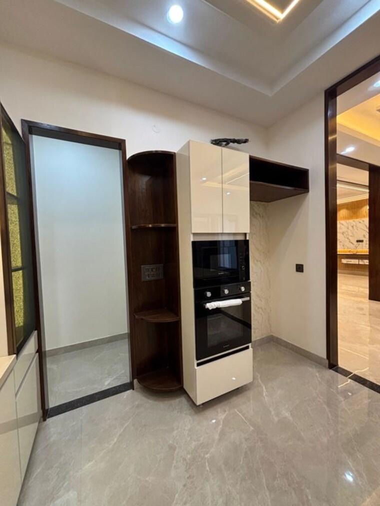undefined, sector 79 6 Bedroom 250 Sq.Yd. Independent House In Sector 79 Mohali 10508381