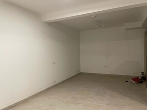 Room in  Office Space at Green Park – for Rent