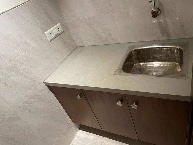 Kitchen, green park Commercial Office Space 1500 Sq.Ft. In Green Park Delhi 10508409