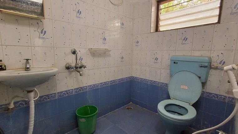 Bathroom, saket-township 3 Bedroom 1800 Sq.Ft. Villa In Kapra Hyderabad 10508407