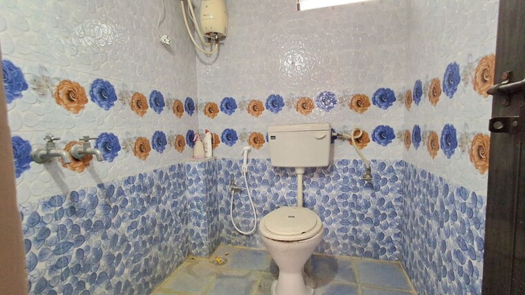 Bathroom, saket-township 3 Bedroom 1800 Sq.Ft. Villa In Kapra Hyderabad 10508407