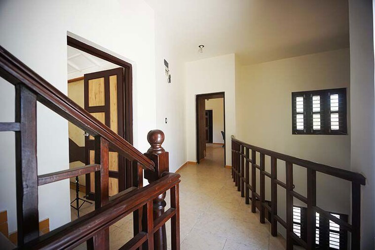 Balcony, chandkheda 3 Bedroom 450 Sq.Yd. Independent House In Chandkheda Ahmedabad 10508414