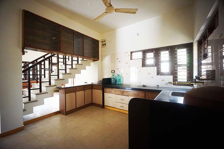 Kitchen, chandkheda 3 Bedroom 450 Sq.Yd. Independent House In Chandkheda Ahmedabad 10508414