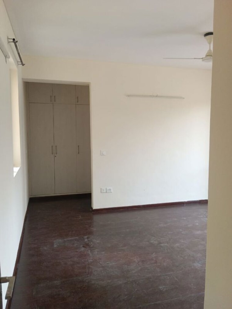 Room, bptp-park-street 3 Bedroom 1814 Sq.Ft. Apartment In Sector 37d Gurgaon 10508415