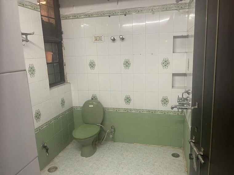 Bathroom, hsr layout 1 Bedroom 605 Sq.Ft. Independent House In Hsr Layout Bangalore 10508453