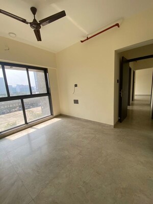 Room in 2 BHK Apartment at Acme 36 Allure, Goregaon West – for Rent