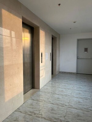 Room in  Office Space in IT/SEZ at Vascon Platinum Square, Viman Nagar – for Sale