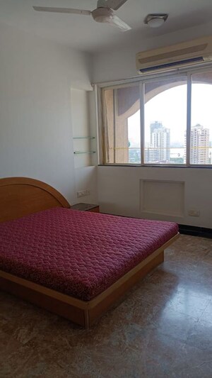 Bedroom in 3 BHK Apartment at Hiranandani Glen Croft, Powai – for Rent