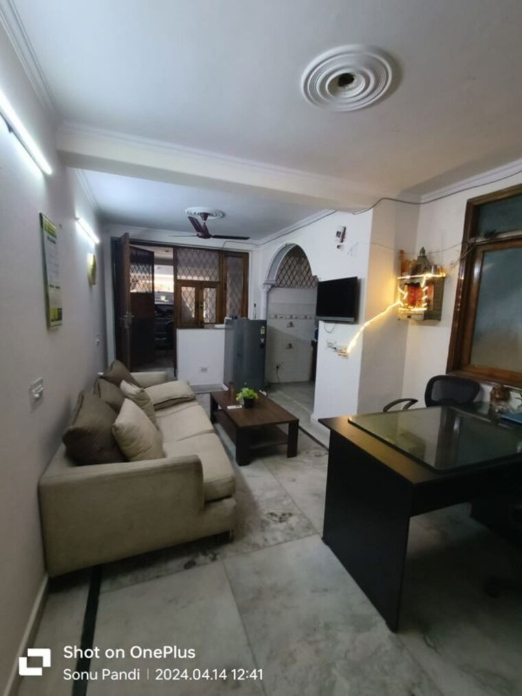 Living Room, sant nagar 2 Bedroom 1000 Sq.Ft. Builder Floor In Sant Nagar Delhi 10508475