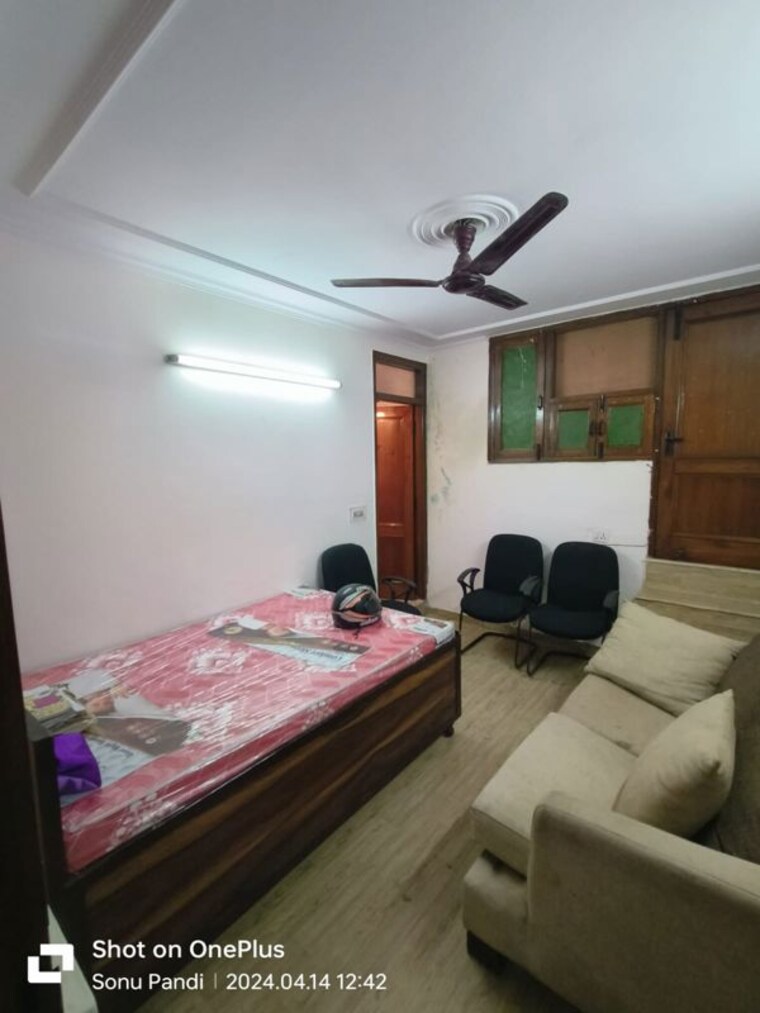 Bedroom, sant nagar 2 Bedroom 1000 Sq.Ft. Builder Floor In Sant Nagar Delhi 10508475