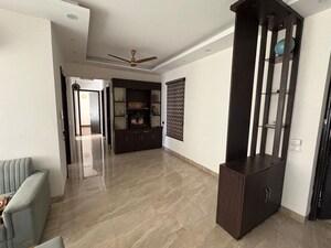 Room in 2.5 BHK Apartment at Sector 66 B – for Sale