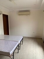 4 BHK + Servant Room 500 Sq.Yd. Builder Floor in Panchsheel Enclave