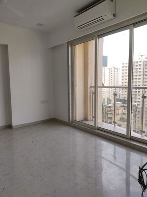 Room in 3 BHK Apartment at Prabhadevi CHS, Prabhadevi – for Sale
