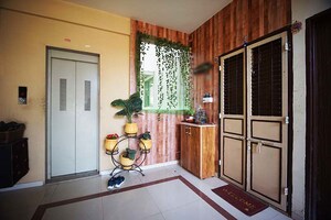 Room in 2 BHK Apartment at Ahmedabad Cantonment – for Sale