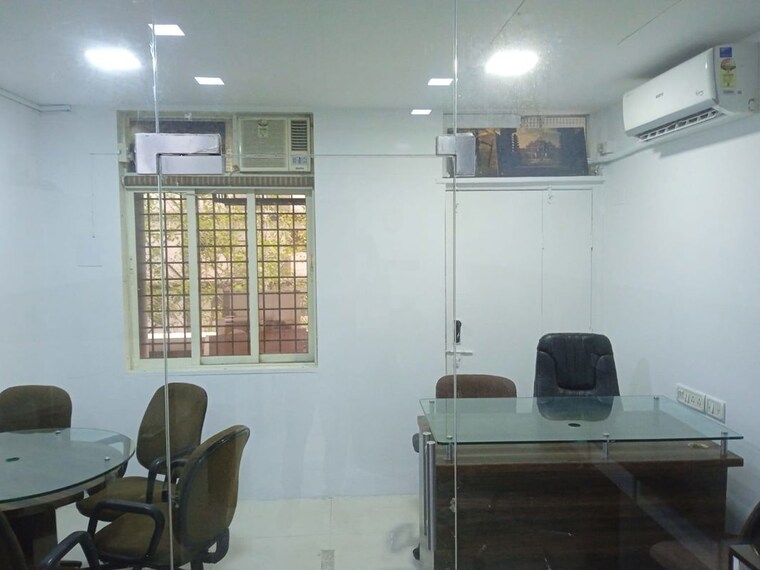 Team Area, corporate-annexe Commercial Office Space 425 Sq.Ft. In Goregaon East Mumbai 10508557