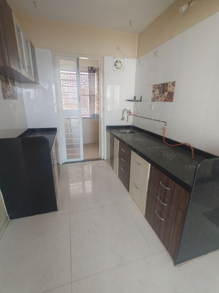 Kitchen, ganga-glitz-shine 3 Bedroom 1650 Sq.Ft. Apartment In Undri Pune 10508569