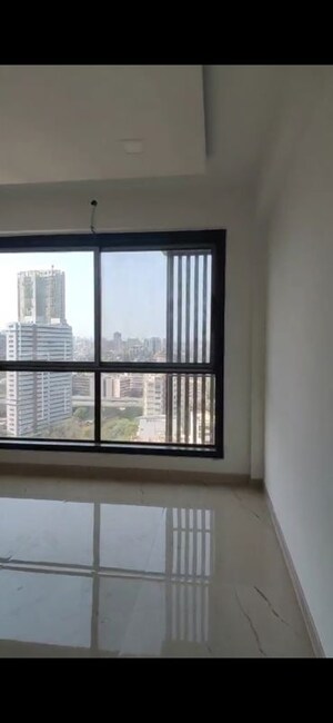 Bedroom in 2 BHK Apartment at Goregaon Sukhniwas CHS, Goregaon West – for Sale