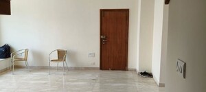 Room in 3 BHK Apartment at Prabhadevi CHS, Prabhadevi – for Sale