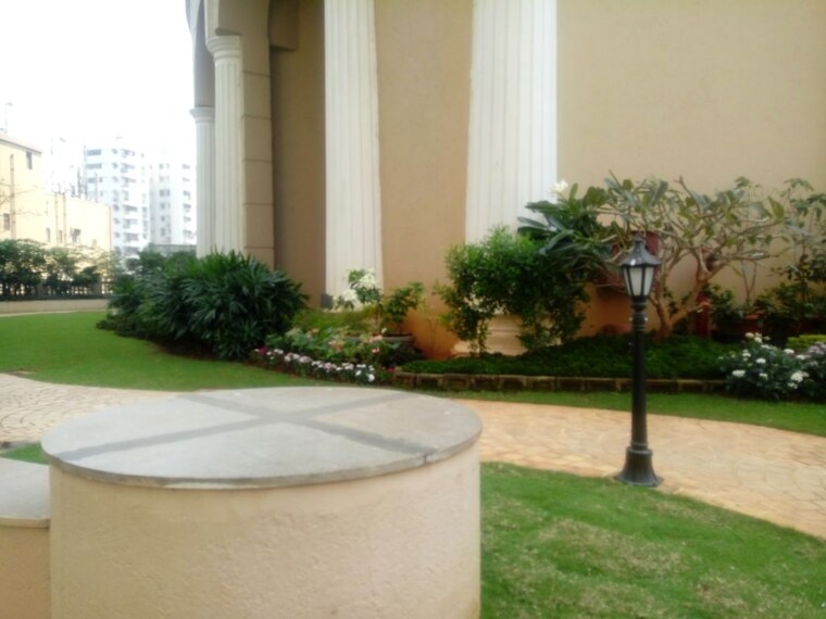 Garden, prabhadevi-chs 3 Bedroom 1890 Sq.Ft. Apartment In Prabhadevi Mumbai 10508605