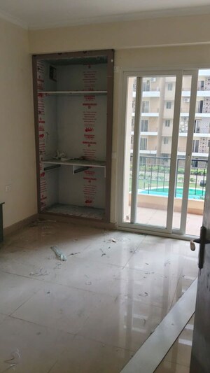 Room in 3 BHK Apartment at Aditya Celebrity Homes, Sector 76 – for Rent