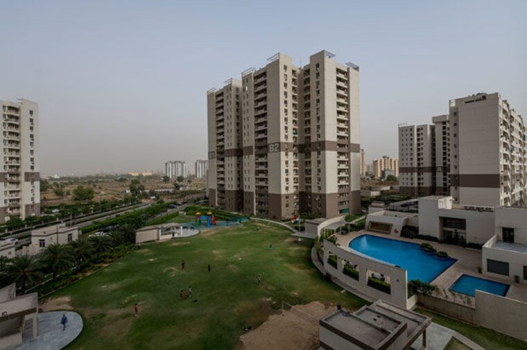 Exterior View, vatika-gurgaon-21 3.5 Bedroom 1980 Sq.Ft. Apartment In Sector 83 Gurgaon 10508583