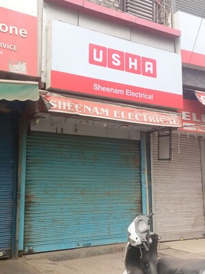  Shop For Rent in Kotla Mubarakpur