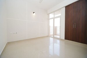 Room in 2 BHK Apartment at Hawelia Valencia Homes, Sector 1 Greater Noida – for Sale