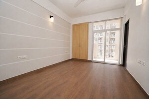 Room in 2 BHK Apartment at Hawelia Valencia Homes, Sector 1 Greater Noida – for Sale