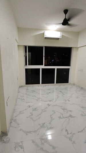 2 BHK Apartment For Rent in Omkar Ananta, Goregaon East