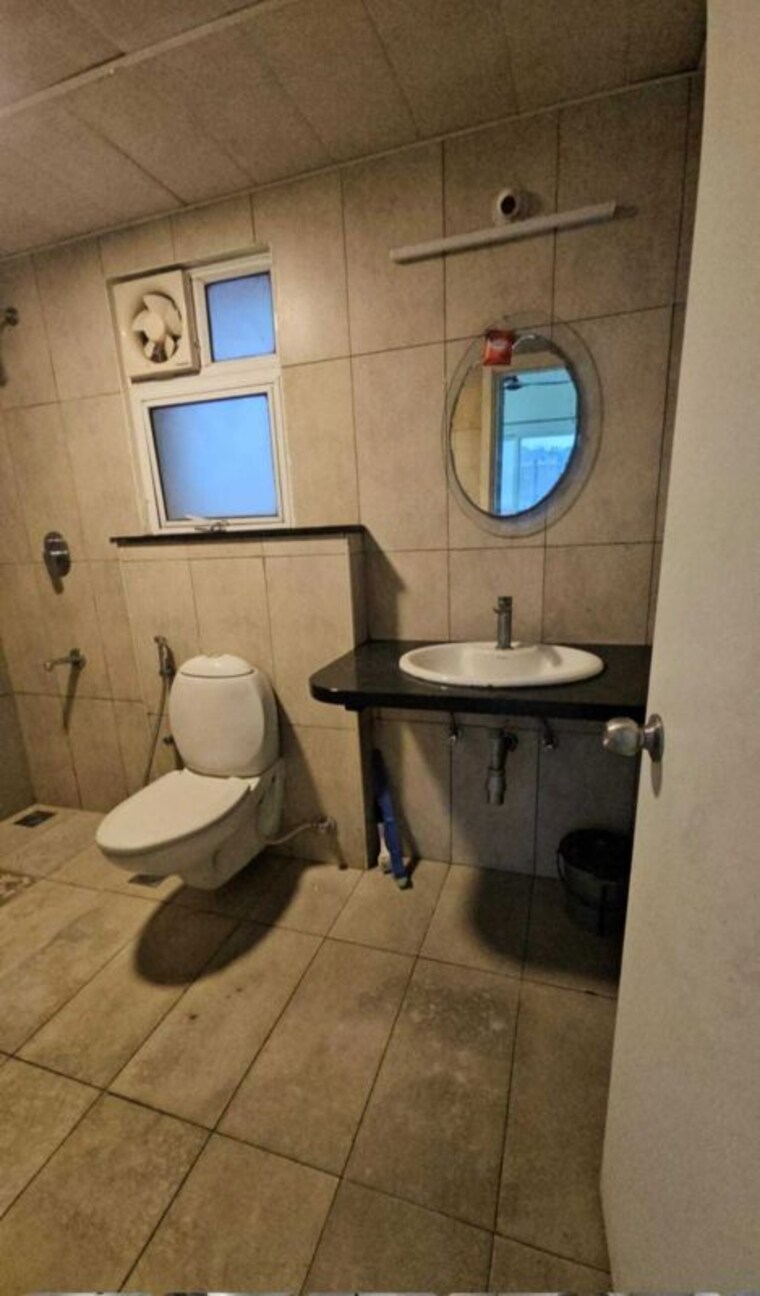 Bathroom, prestige-lakeside-habitat 2 Bedroom 1216 Sq.Ft. Apartment In Varthur Bangalore 10508643