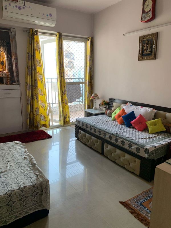 3 BHK + Extra Room 1335 Sq.Ft. Apartment in Nirala Estate