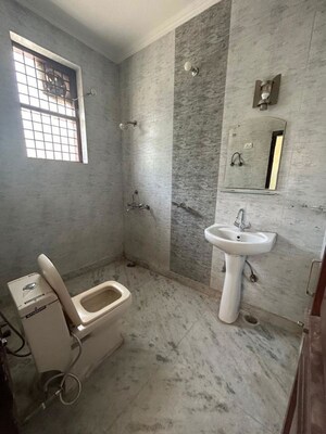 Bathroom in 4 BHK Builder Floor at Alphacorp Gurgaon One 22, Sector 22 – for Rent