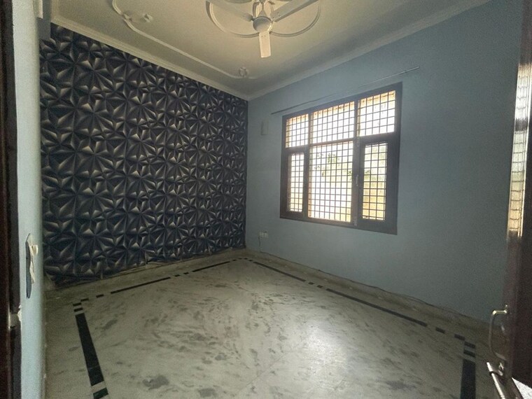 Room, alphacorp-gurgaon-one-22 4 Bedroom 2100 Sq.Ft. Builder Floor In Sector 22 Gurgaon 10508656