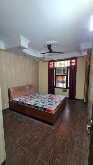 Bedroom in 2 BHK Apartment at Surya Towers Zirakpur, Lohgarh – for Rent
